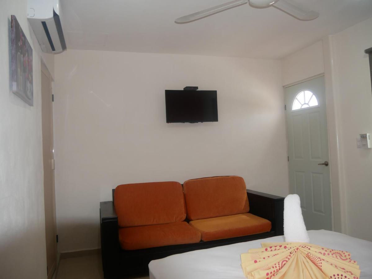מרידה Hotel Real San Juan Suites מראה חיצוני תמונה