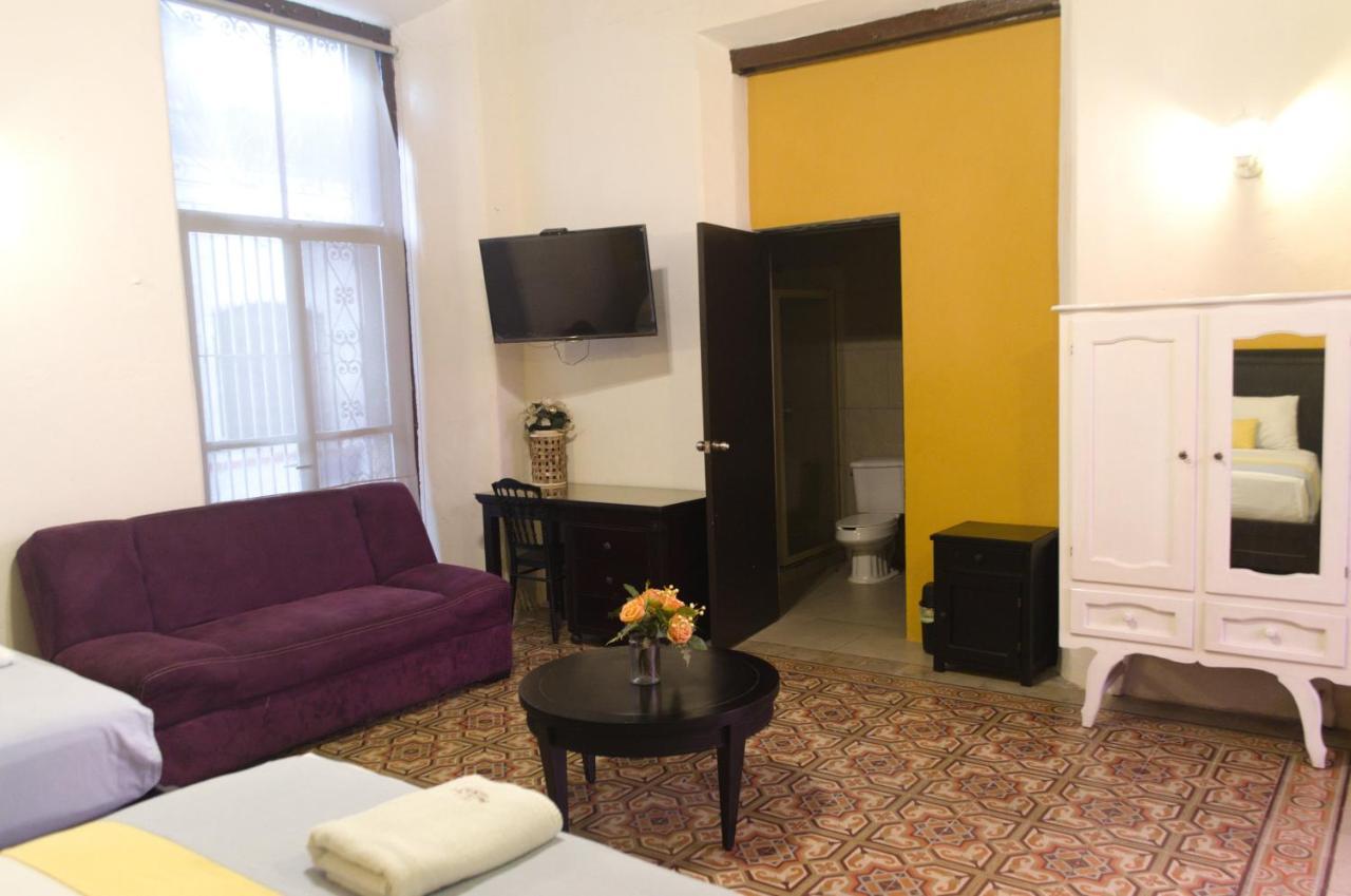 מרידה Hotel Real San Juan Suites מראה חיצוני תמונה